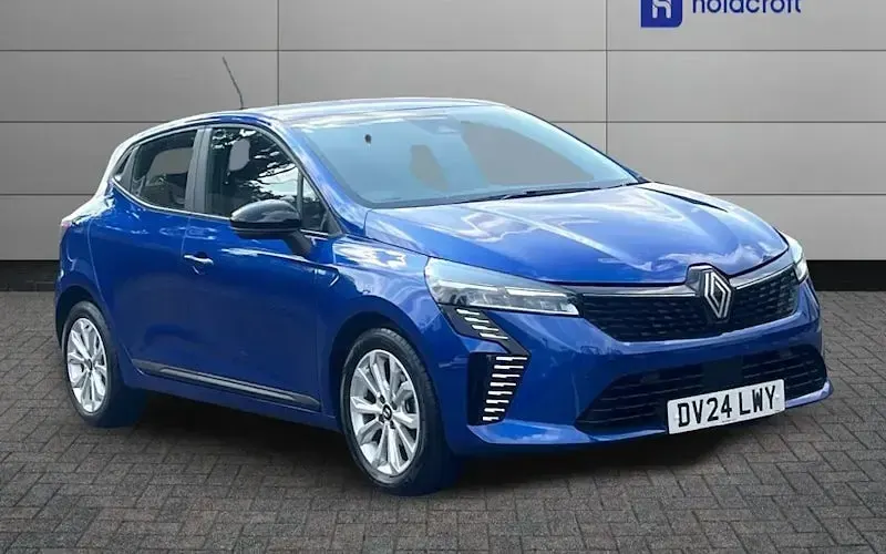 Used Renault Clio Evolution 90 HP (66 kW) 2024 Hatchback