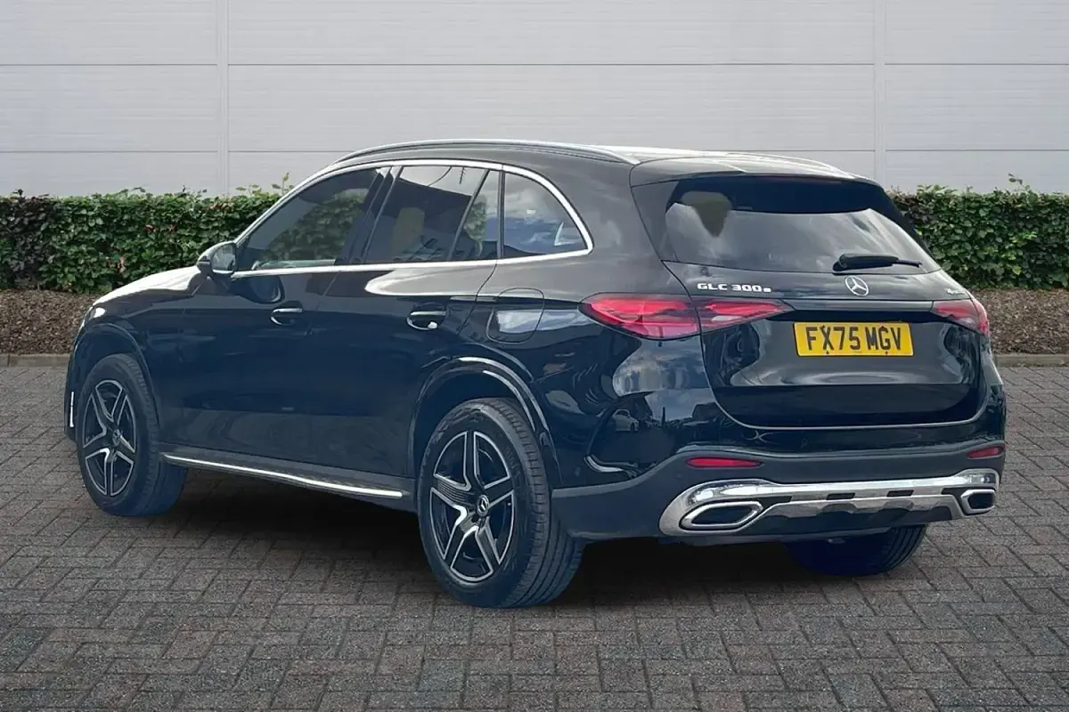 Used Mercedes GLC300e AMG line 313 HP (230 kW) 2025 Black SUV