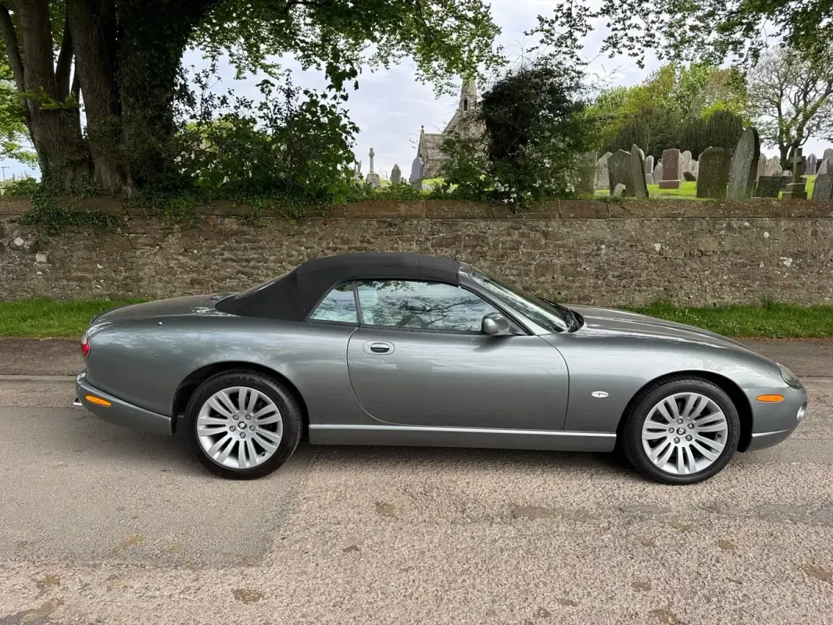 Used Jaguar XK8 2004 Grey Cabriolet