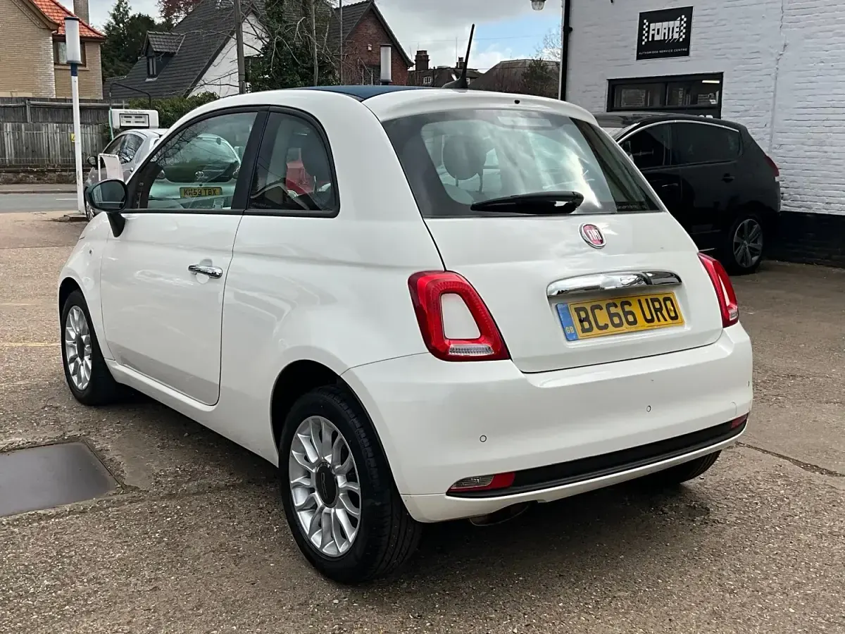 Used Fiat 500 Pop Star 69 HP (50 kW) 2017 White Hatchback
