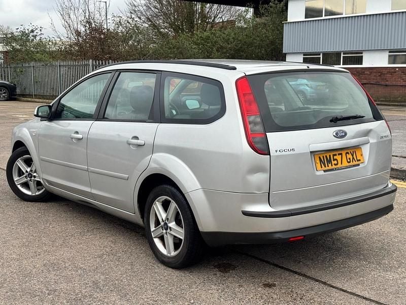 Used Ford Focus Zetec 2008 Silver Estate
