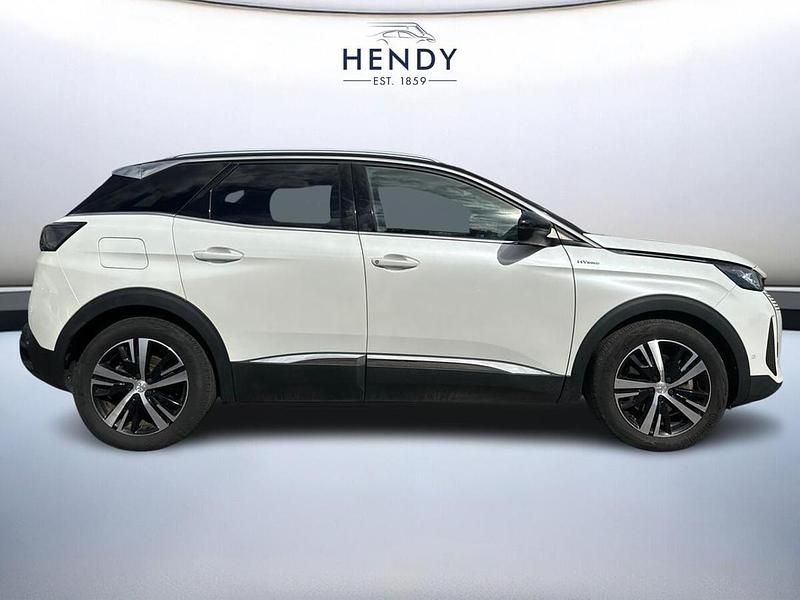 White Used 2021 Peugeot 3008 Premium SUV | £15,999 (Fair price) - Image 1/4