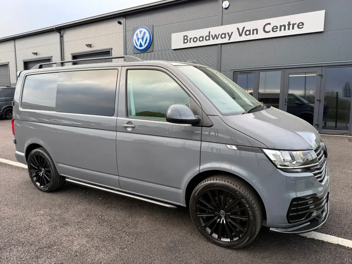 Używany VW Transporter Startline 2024 Szary Van