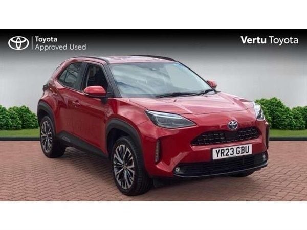 Red Used 2023 Toyota Yaris Cross SUV | £23,980 (Fair price) - Image 1/4
