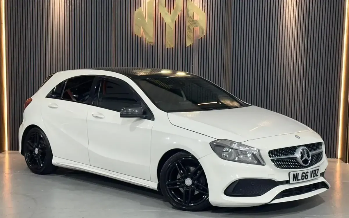 Used Mercedes A200 AMG line 2016 White Hatchback