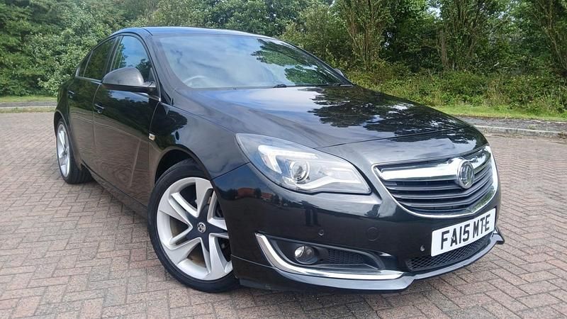 Black Used 2015 Vauxhall Insignia Eco Hatchback | £3,995 (Fair price) - Image 1/4
