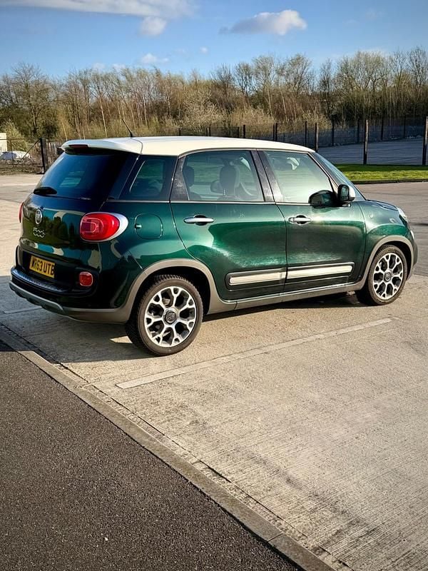 Used Fiat 500L Trekking 85 HP (62 kW) 2013 Green MPV