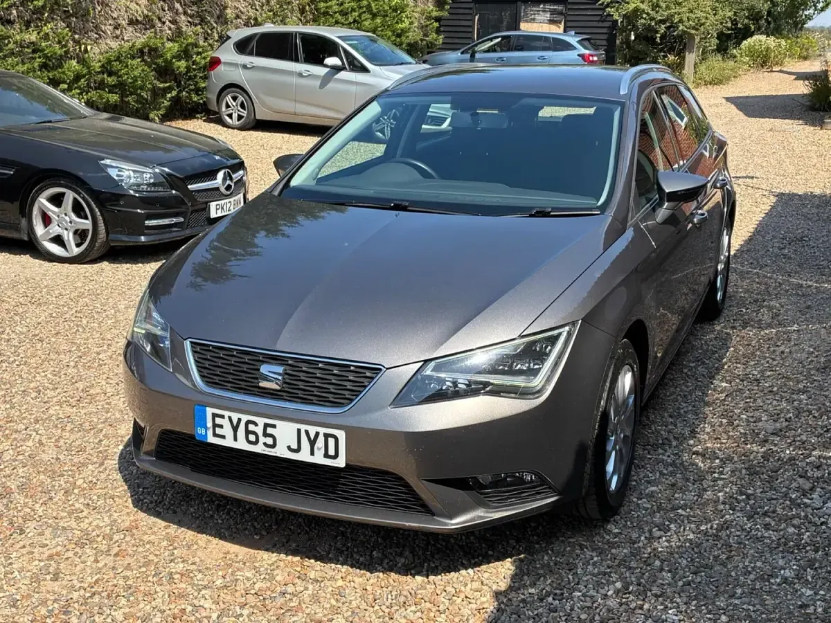 Used Seat Leon SE 110 HP (80 kW) 2015 Grey Estate
