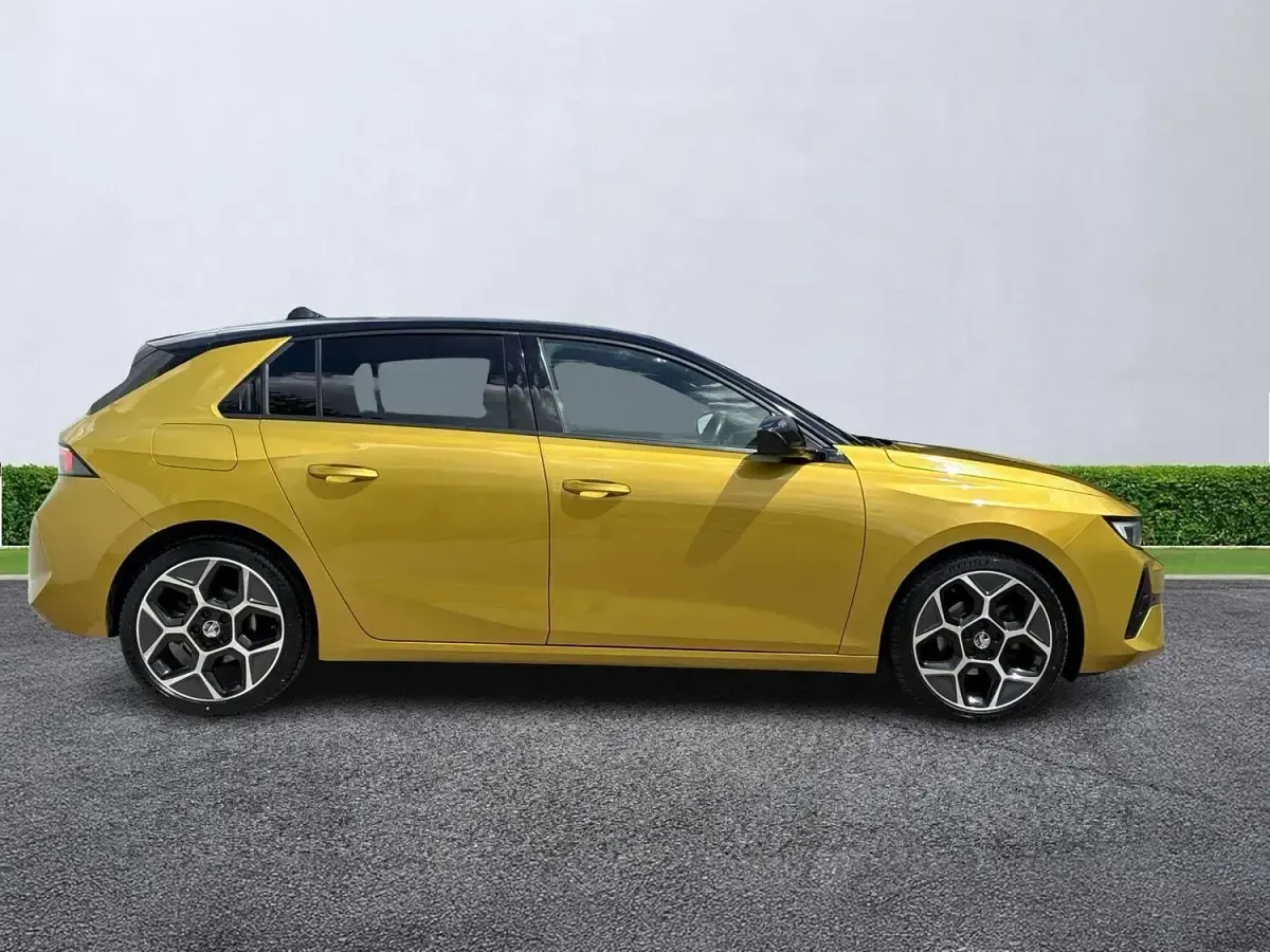 Used Vauxhall Astra GS Line 2022 Yellow Hatchback