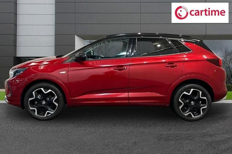 Used Vauxhall Grandland X Ultimate 130 HP (95 kW) 2022 Red SUV