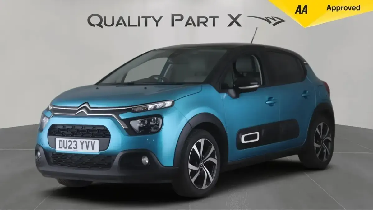Used Citroën C3 PureTech 110 HP (80 kW) 2023 Blue Hatchback