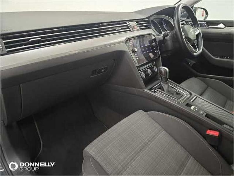 Used VW Passat 150 HP (110 kW) 2021 Sedan