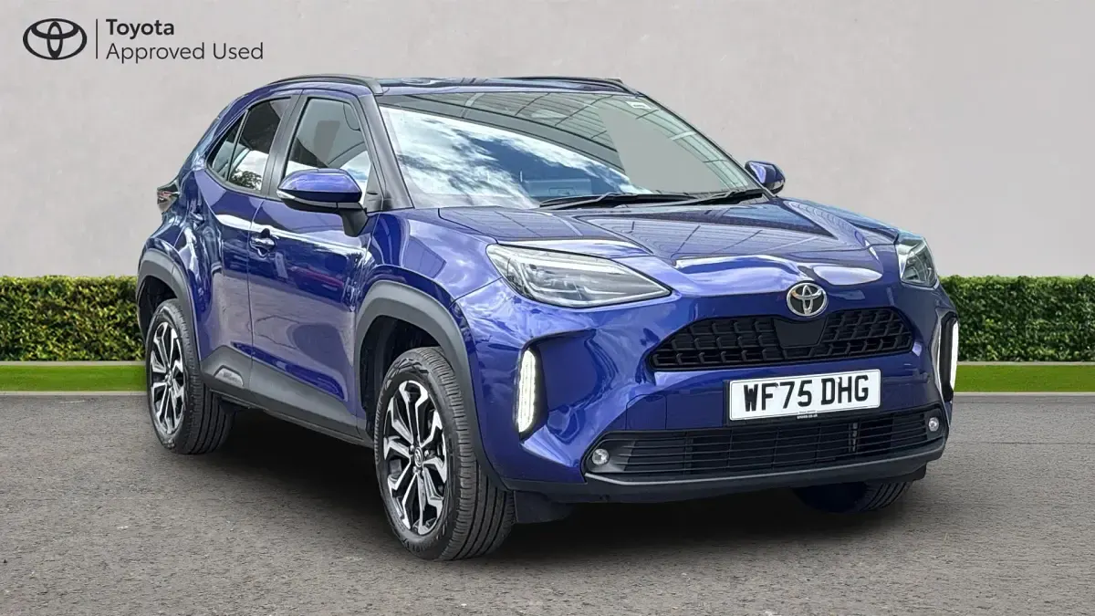 Second-hand Toyota Yaris Hybrid Design 116 CP (85 kW) 2025 Break