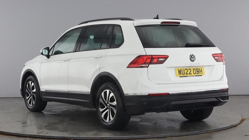 Used VW Tiguan Active 150 HP (110 kW) 2022 White SUV