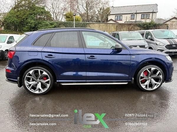 Used Audi Q5 Black Edition 190 HP (139 kW) 2019 Blue SUV