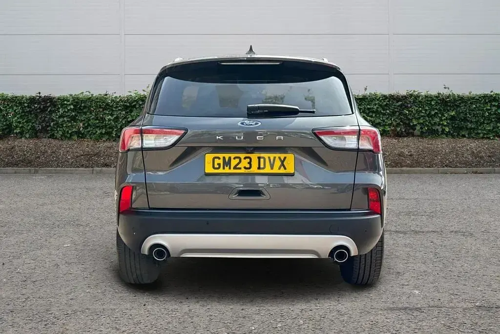 Used Ford Kuga Titanium 150 HP (110 kW) 2023 Grey SUV