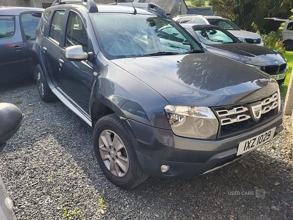 Grey Used 2015 Dacia Duster Lauréate SUV | £4,995 (Fair price) - Image 1/3