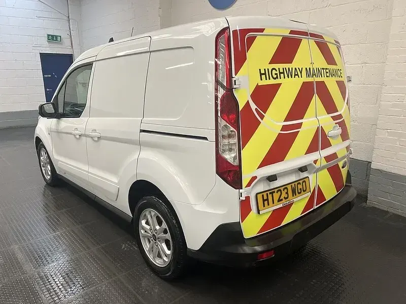 Used Ford Transit Connect Limited 100 HP (73 kW) 2023 White MPV