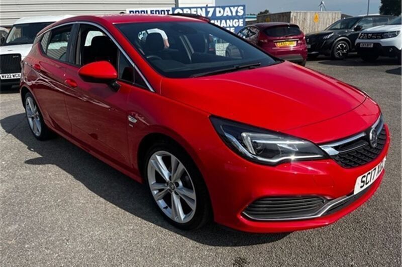 Red Used 2017 Vauxhall Astra SRi Hatchback | £7,995 (Fair price) - Image 1/4