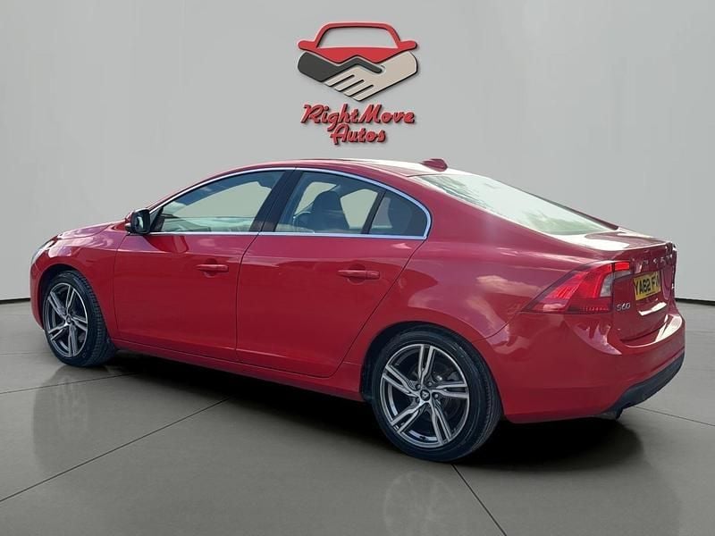 Used Volvo S60 SE 136 HP (100 kW) 2013 Red Sedan