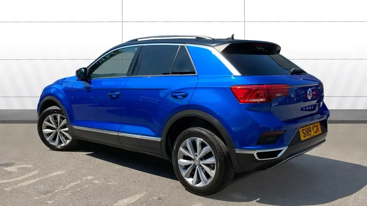 Used VW T-Roc Design 115 HP (84 kW) 2019 Blue SUV