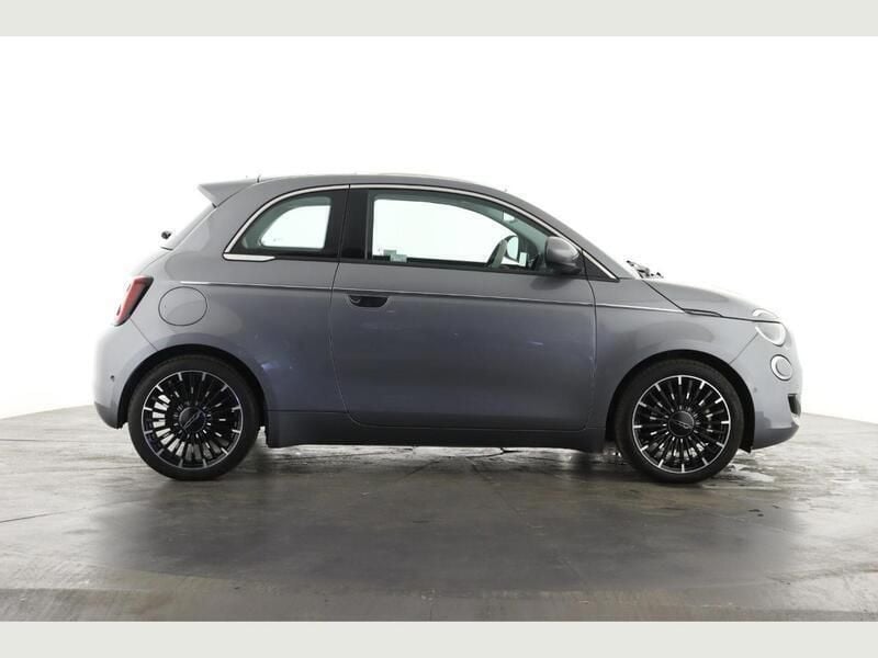 Grey Used 2022 Fiat 500e La Prima Hatchback | £15,799 (Fair price) - Image 1/3