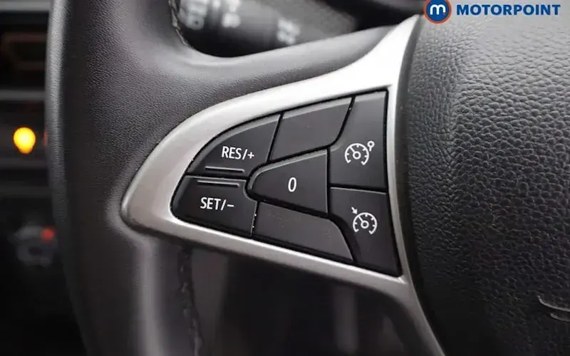 Used Dacia Sandero Expression 91 HP (66 kW) 2023 Orange Hatchback