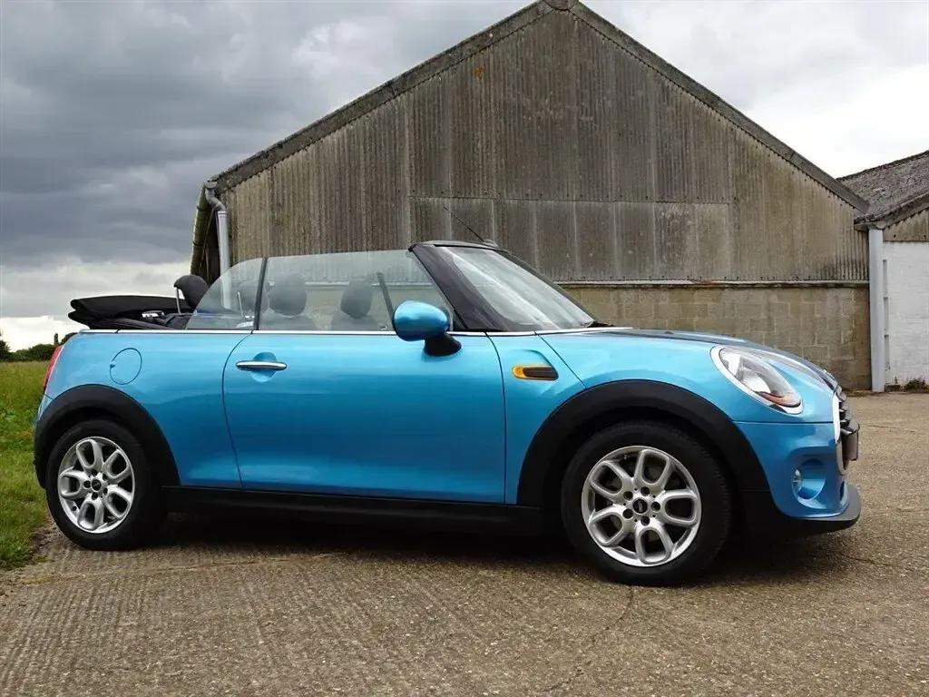 Used Mini Cooper Cabriolet 136 HP (100 kW) 2017 Blue Cabriolet