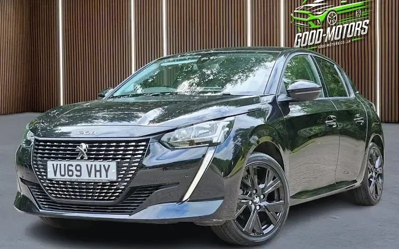 Used Peugeot 208 Allure 102 HP (75 kW) 2020 Black Hatchback