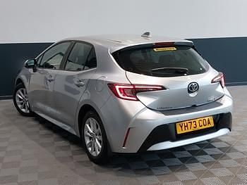 Used Toyota Corolla 140 HP (102 kW) 2023 Silver Hatchback