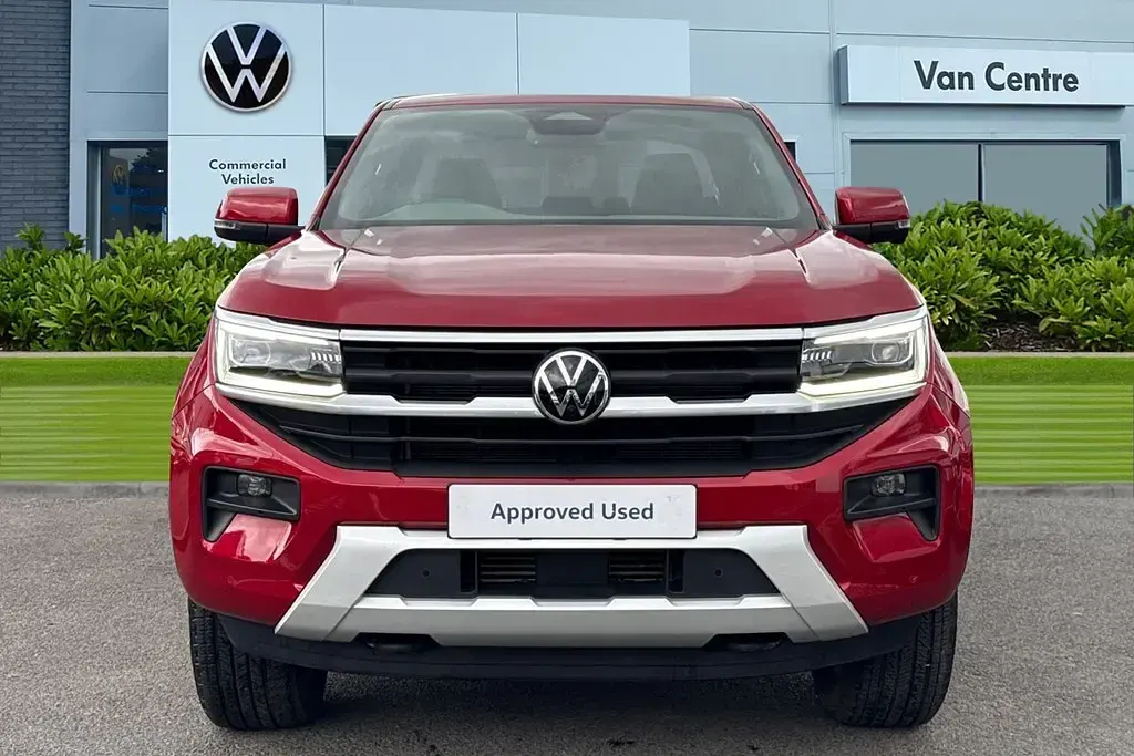 Used VW Amarok Style 202 HP (148 kW) 2024 Red Pickup