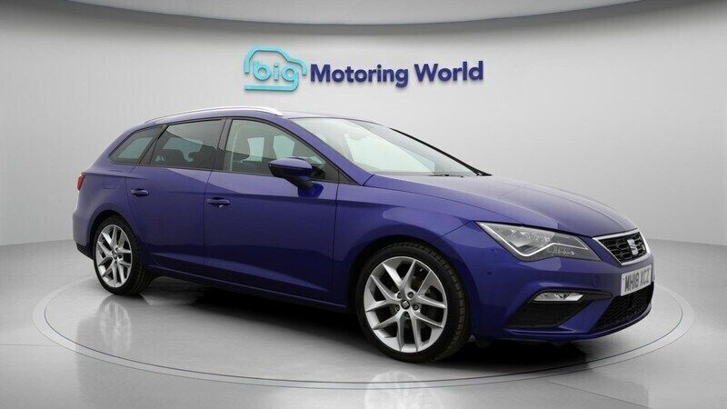 Blue Used 2018 Seat Leon ST FR Estate | £13,200 (Fair price) - Image 1/4