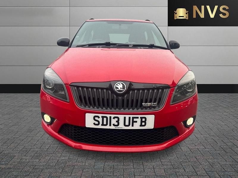 Used Skoda Fabia vRS 180 HP (132 kW) 2013 Red Estate