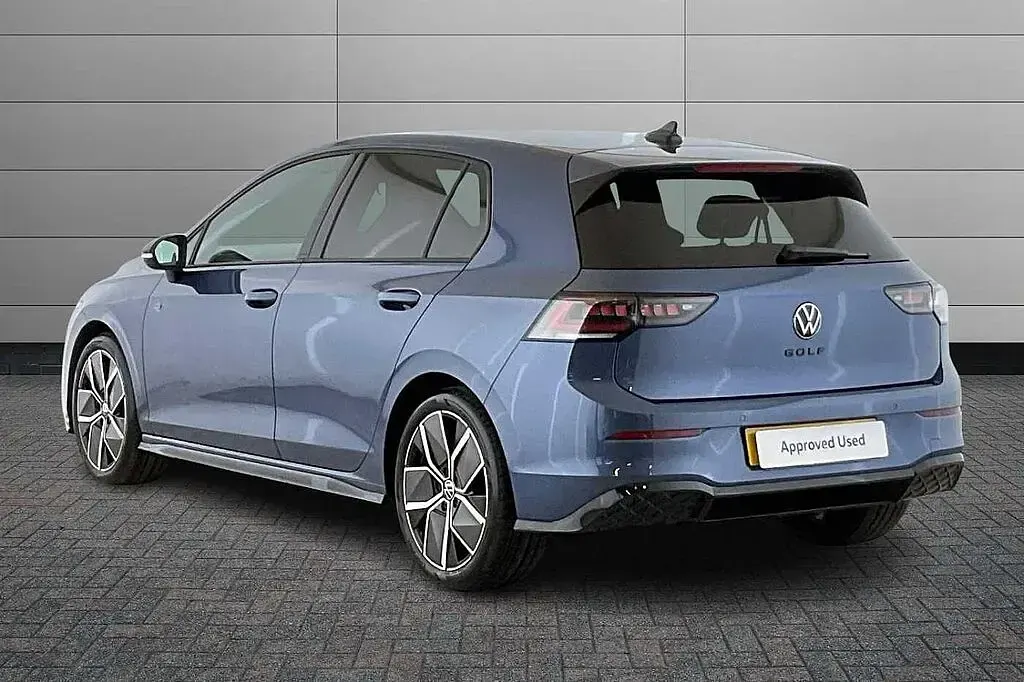 New VW Golf VIII Black Edition 150 HP (110 kW) 2026 Blue Hatchback