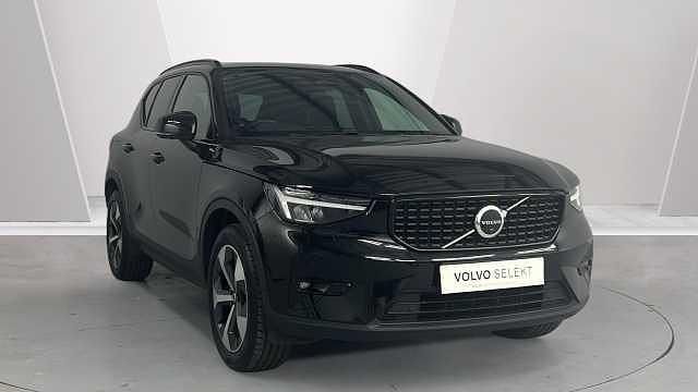 Usado Volvo XC40 Ultimate 194 HP (142 kW) 2023 SUV