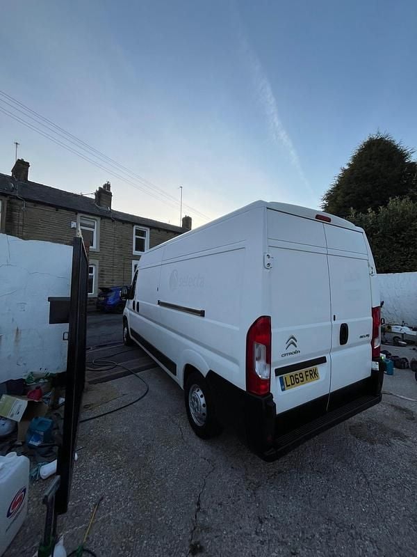 Used Citroën Relay 140 HP (102 kW) 2019 White Van