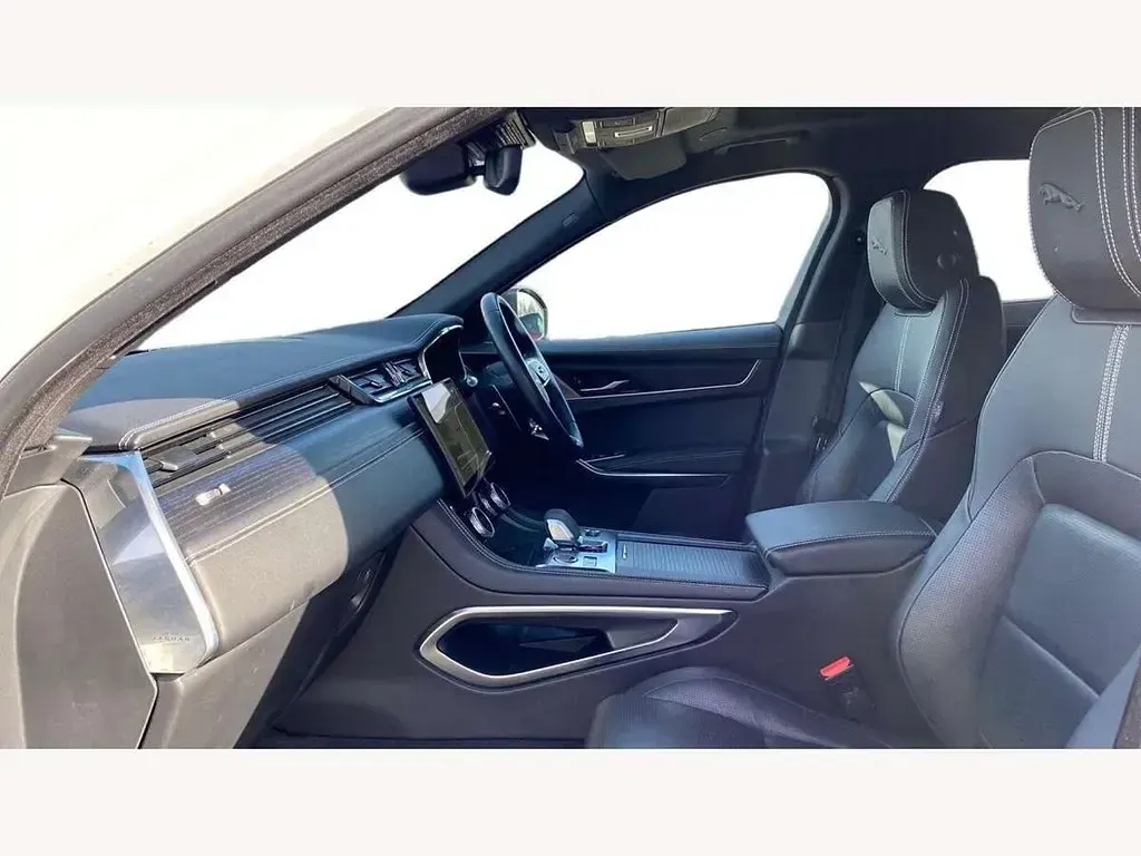 Usado Jaguar F-Pace R-Dynamic 204 HP (150 kW) 2023 Branco SUV