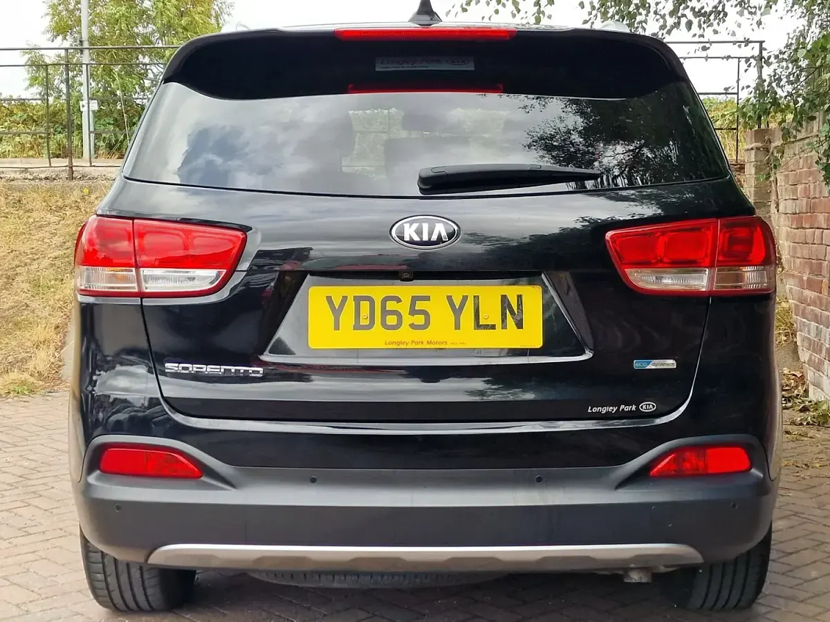 Used Kia Sorento 200 HP (147 kW) 2015 Black SUV