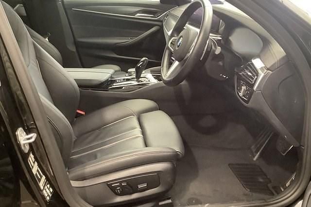 Used BMW 530 M Sport 282 HP (207 kW) 2021