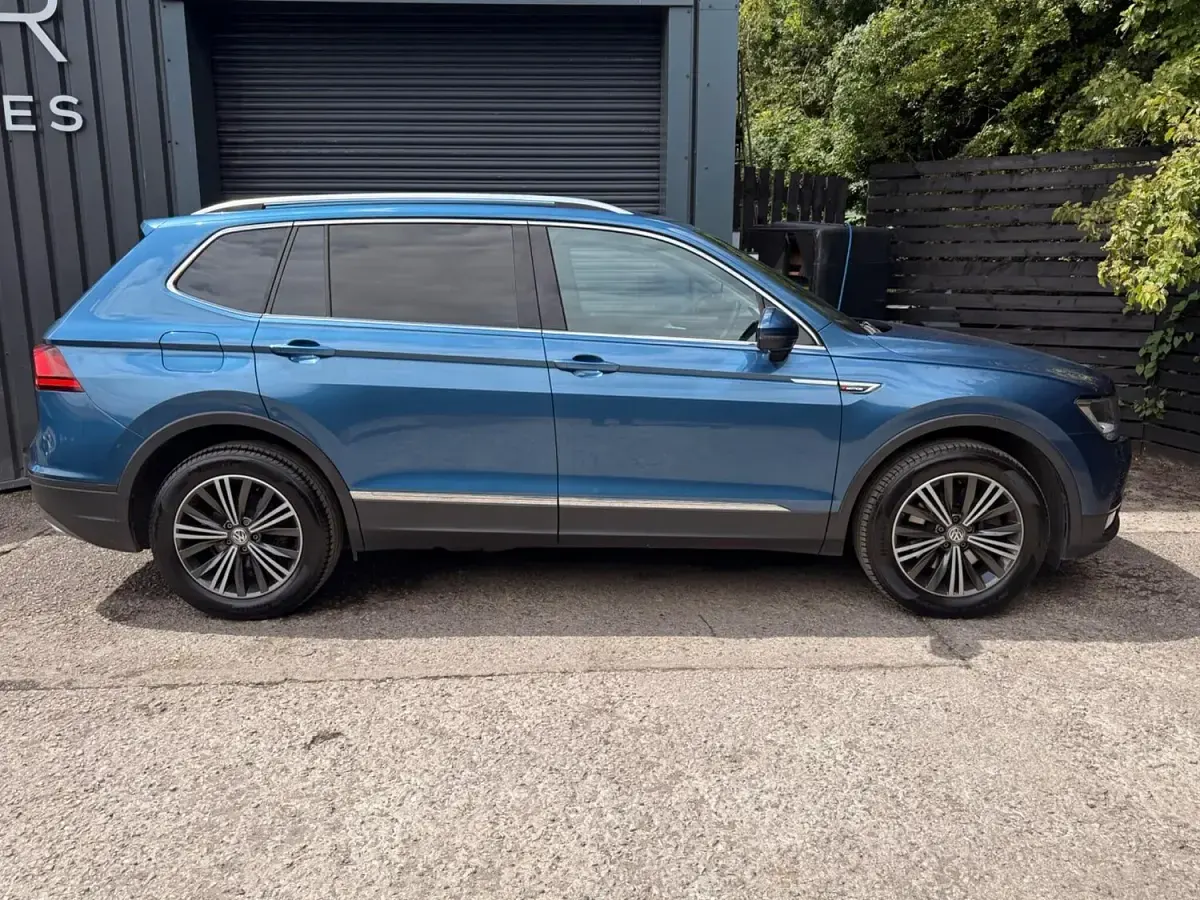 Used VW Tiguan Allspace SE 190 HP (139 kW) 2018 Blue SUV