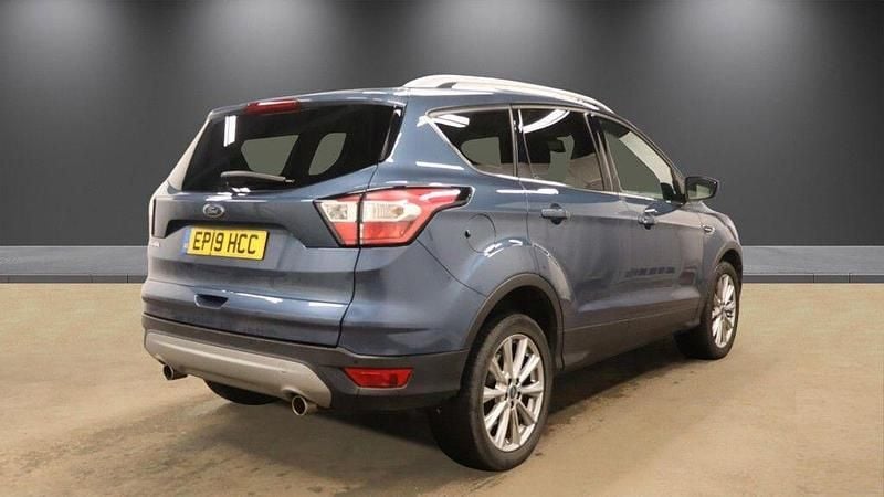 Used Ford Kuga Titanium 150 HP (110 kW) 2019 Blue SUV