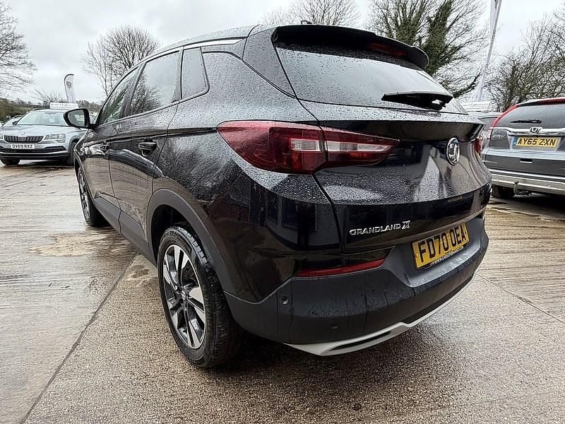 Used Vauxhall Grandland X 130 HP (95 kW) 2020 Black SUV