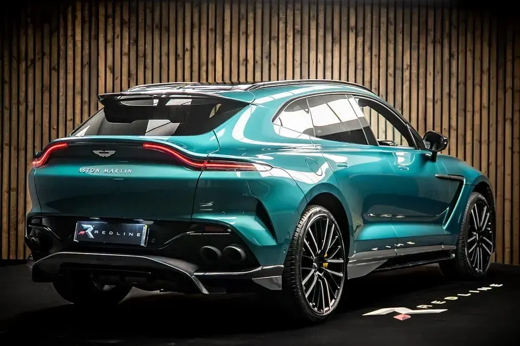 Used Aston Martin DBX 2023 Green SUV