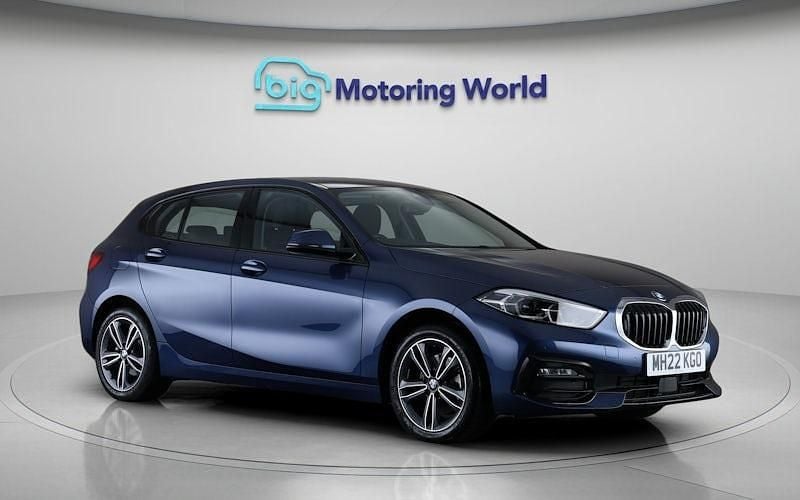 Used BMW 118 Sport Line 136 HP (100 kW) 2024 Hatchback