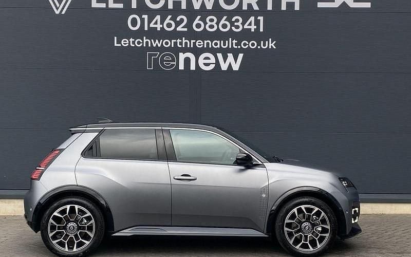 New Renault 5 E-Tech Komfort 110 kW (150 HP) 2025 Hatchback