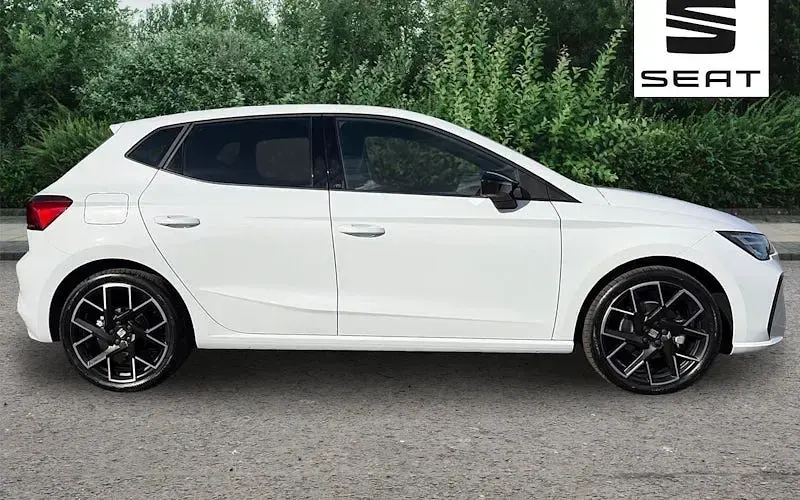 New Seat Ibiza FR Sport 116 HP (85 kW) 2026 White Hatchback