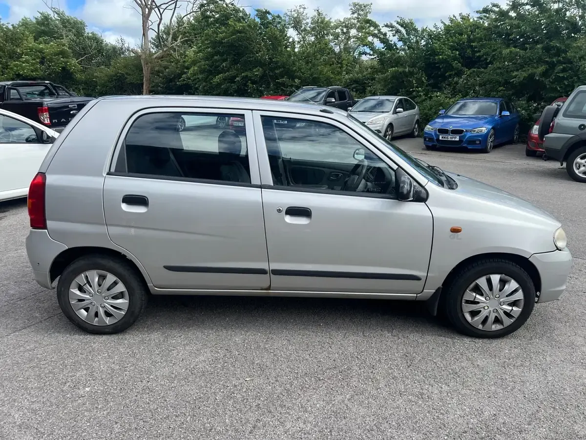 Used Suzuki Alto GL 2005 Silver Hatchback