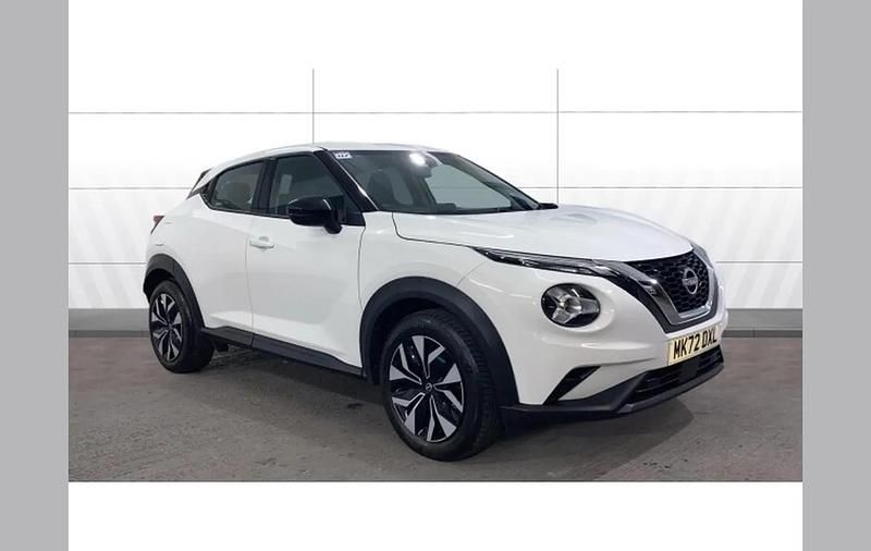 White Used 2022 Nissan Juke Acenta SUV | £14,495 (Fair price) - Image 1/4