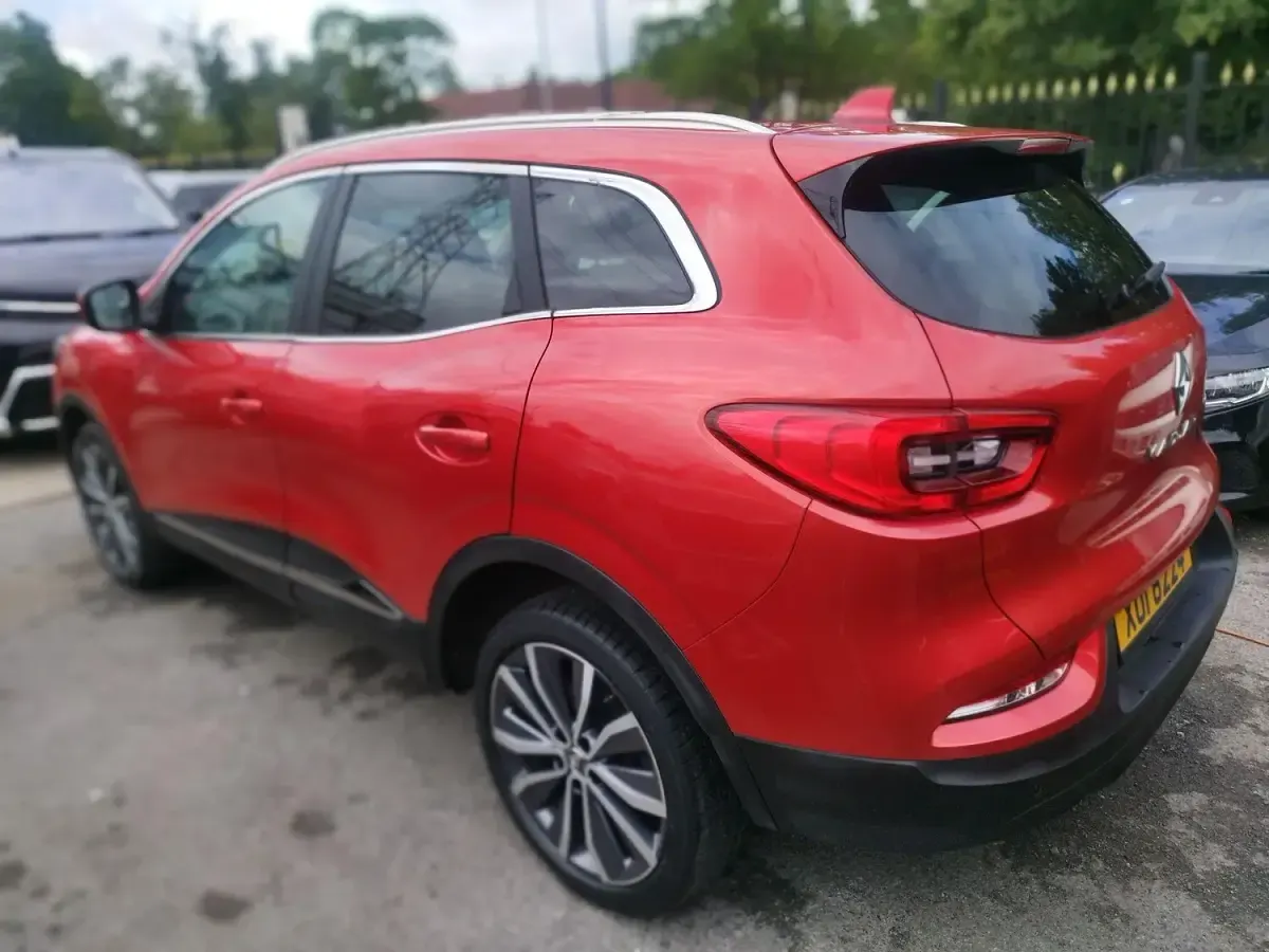Used Renault Kadjar Iconic 159 HP (116 kW) 2020 Red SUV