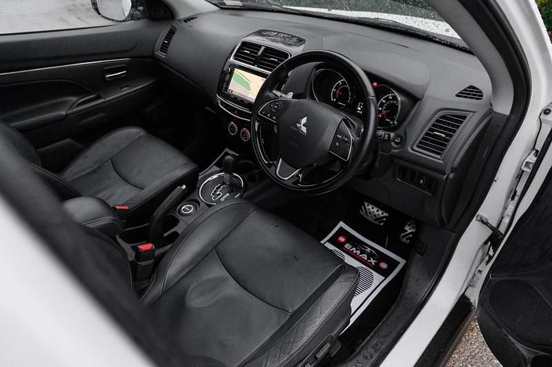 Used Mitsubishi ASX 2016 White SUV